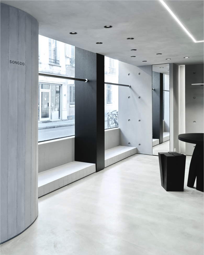 зал с окнами Songzio
