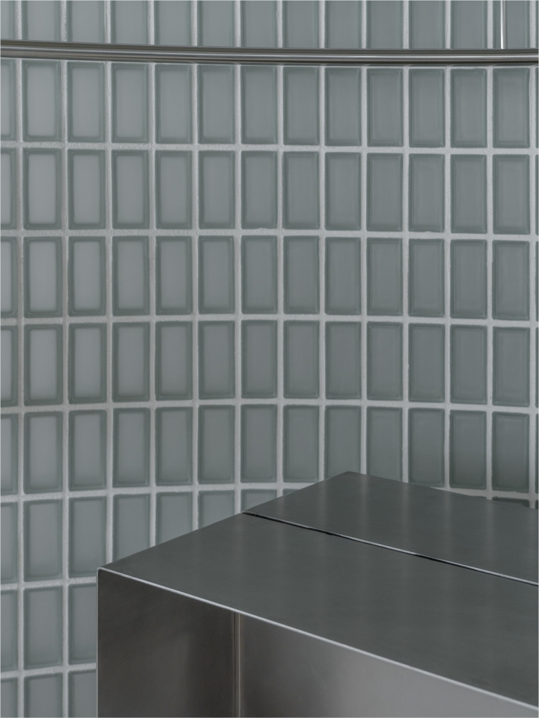 зал отделка стены Tanta Showroom